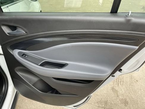 Used 2020 Buick Envision Essence image 14
