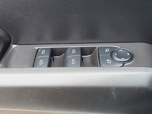 Used 2024 Chevrolet Colorado W/T w/ WT Convenience Package II AWD/4WD image 27