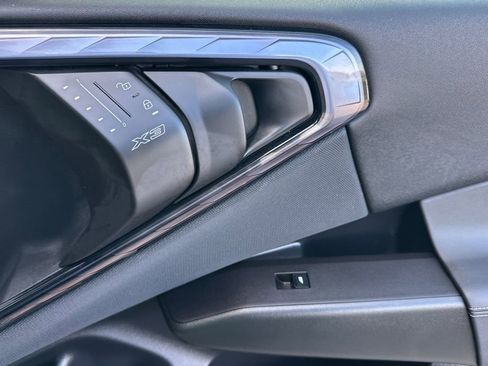 Used 2025 BMW X3 xDrive30i image 19