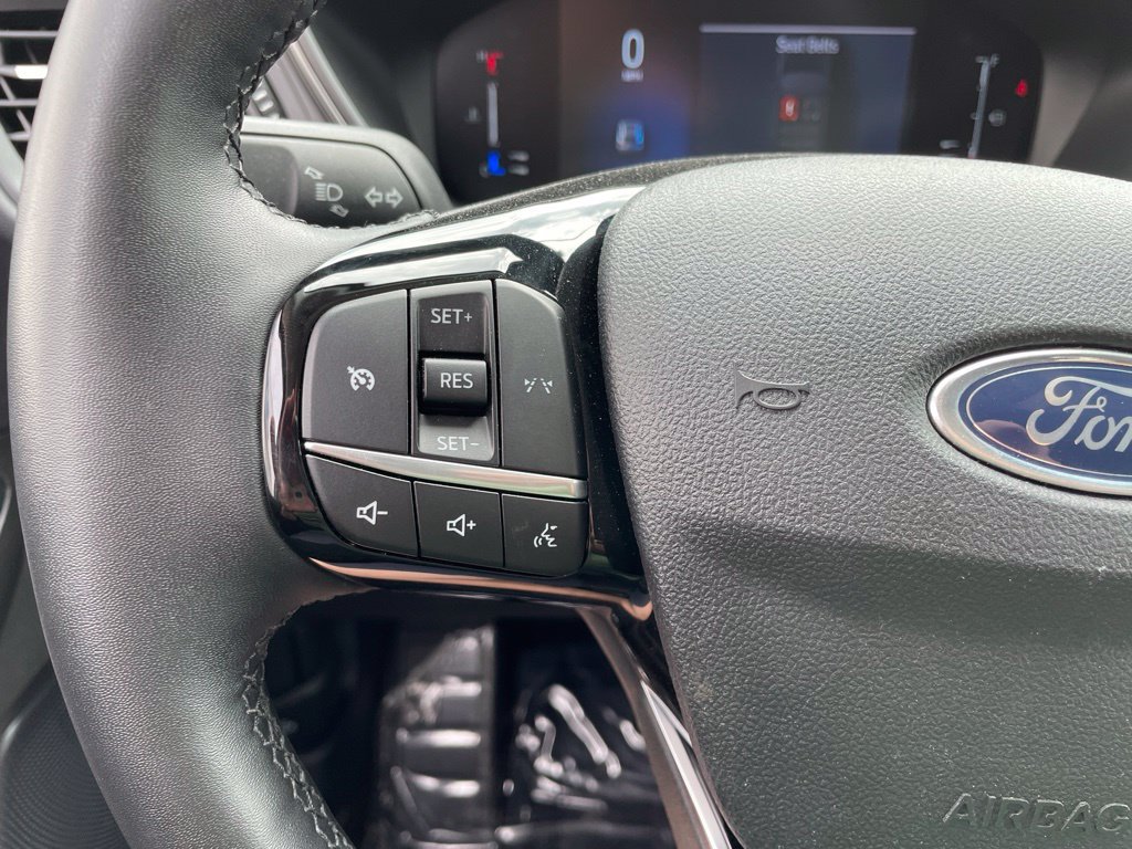 Used 2024 Ford Escape Active AWD/4WD image 25