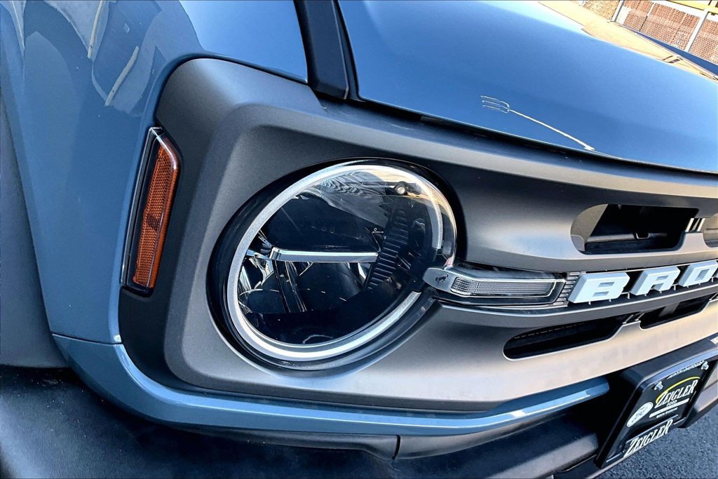 Certified 2023 Ford Bronco Big Bend w/ Sasquatch Package AWD/4WD image 27