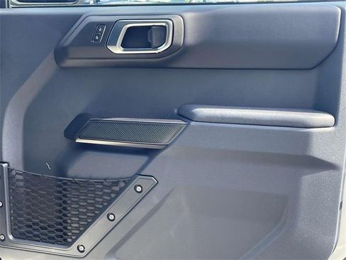 New 2025 Ford Bronco Badlands image 29