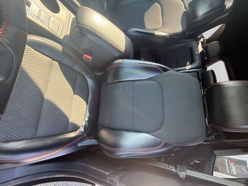 Used 2023 Ford Escape ST-Line AWD/4WD image 23