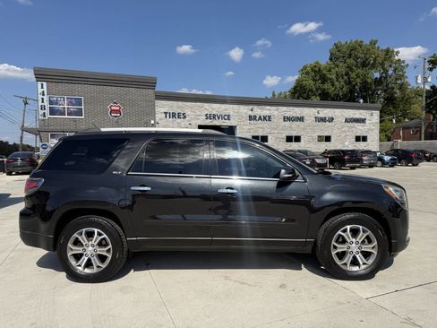 Used 2015 GMC Acadia SLT image 7