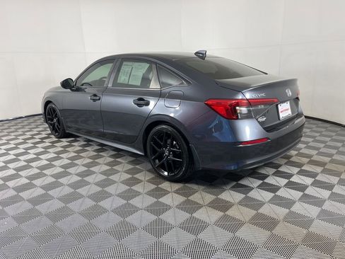 Used 2022 Honda Civic Sport image 11
