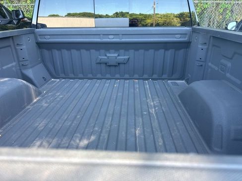 Used 2024 Chevrolet Silverado 1500 LTZ w/ LTZ Premium Package AWD/4WD image 11