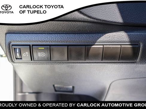 Used 2023 Toyota Corolla SE FWD image 19