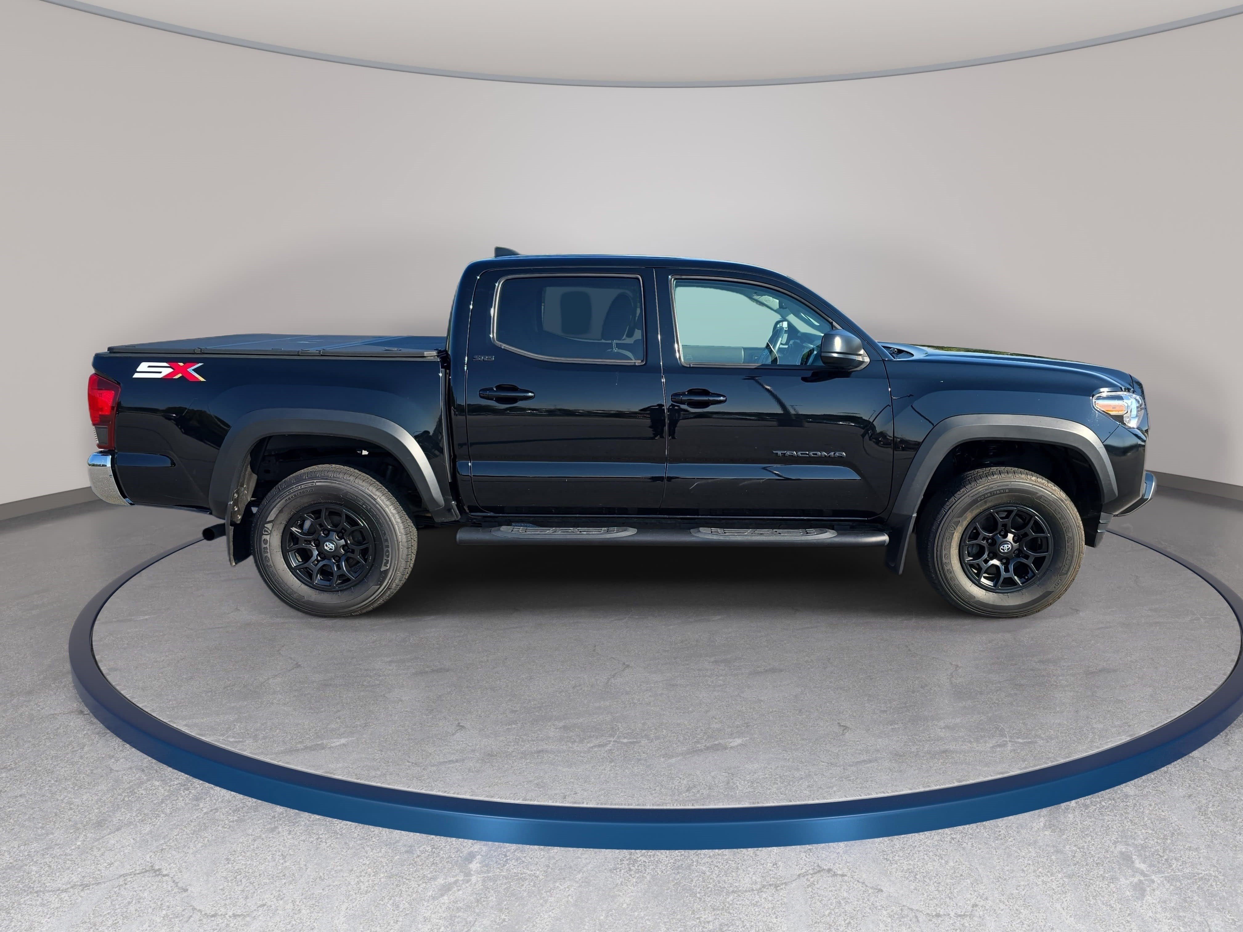 Used 2023 Toyota Tacoma SR5 w/ SX Package AWD/4WD image 4