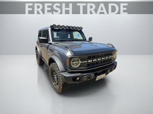 Used 2023 Ford Bronco Black Diamond image 3