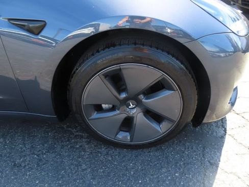 Used 2023 Tesla Model 3 Standard Range RWD image 11