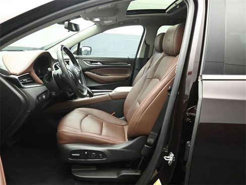 Used 2021 Buick Enclave Avenir w/ Avenir Technology Package image 10