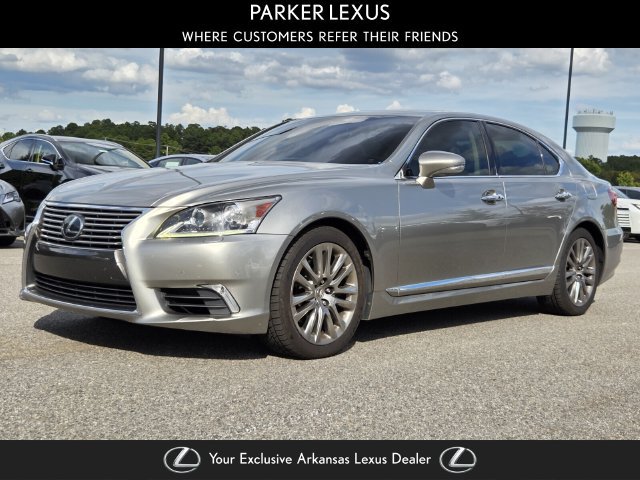 Used 2017 Lexus LS 460 w/ Comfort Package RWD image 1
