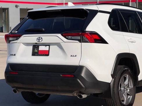 Used 2024 Toyota RAV4 XLE image 16