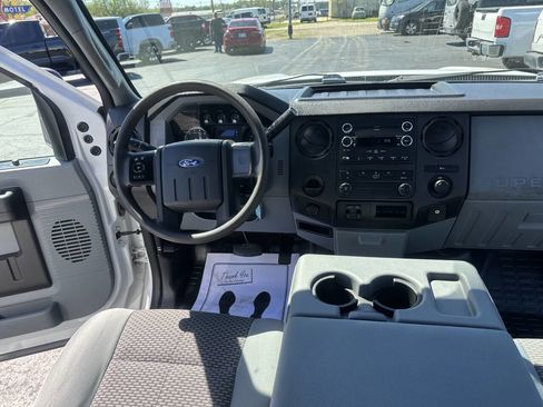 Used 2011 Ford F250 XL w/ PWR Equipment Group image 20