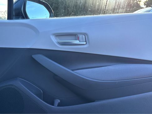 Used 2020 Toyota Corolla LE image 8