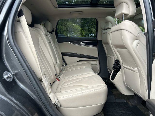 Used 2017 Lincoln MKX Reserve w/ Lincoln MKX Climate Package AWD/4WD image 17