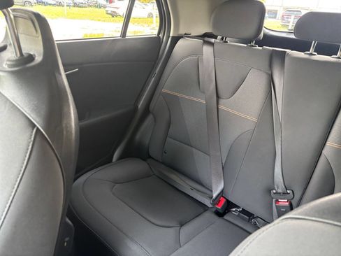 Used 2026 Kia Niro LX FWD image 39