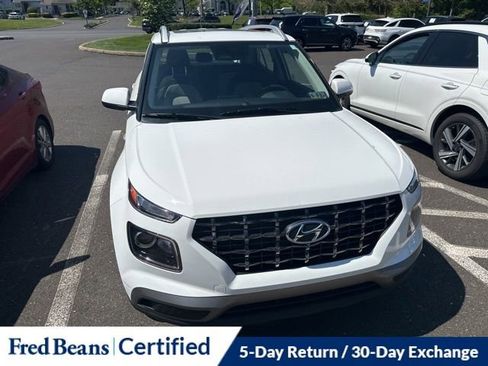 Certified 2026 Hyundai Venue SEL FWD image 15