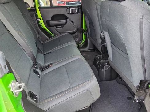 Certified 2025 Jeep Gladiator Sport image 12