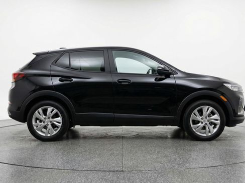 Used 2025 Buick Encore GX Preferred AWD/4WD image 11