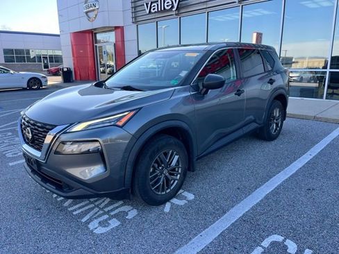 Certified 2021 Nissan Rogue S image 3