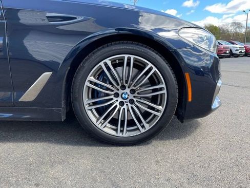 Used 2018 BMW M550i xDrive AWD/4WD image 39