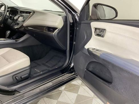 Used 2013 Toyota Avalon XLE Touring w/ Preferred Accessory Package FWD image 16