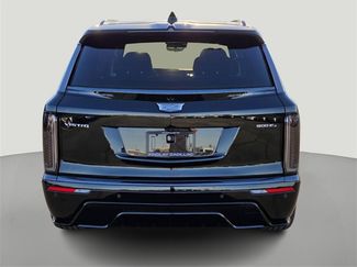 New 2026 Cadillac Vistiq Platinum video 3