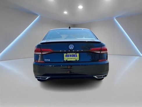 Used 2020 Volkswagen Passat 2.0T R-Line FWD image 5