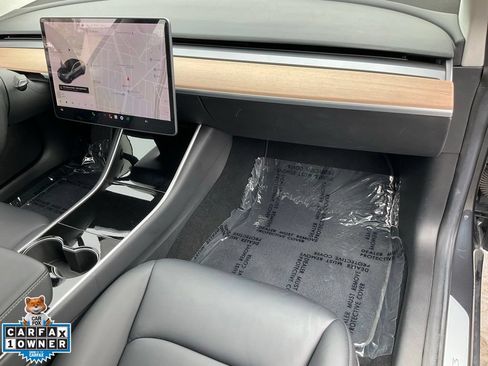 Used 2018 Tesla Model 3 Long Range RWD image 75