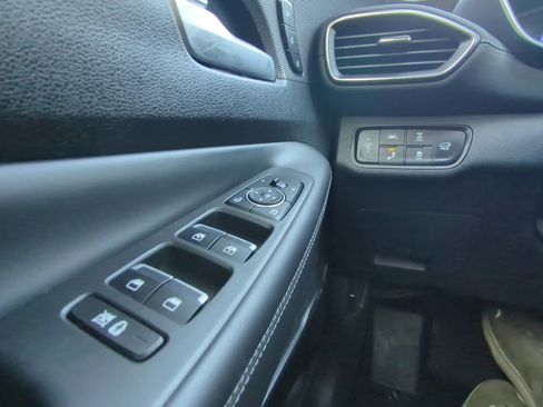 Used 2020 Hyundai Santa Fe Limited image 22