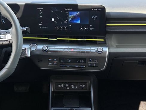 Certified 2024 Hyundai Kona Limited FWD image 19