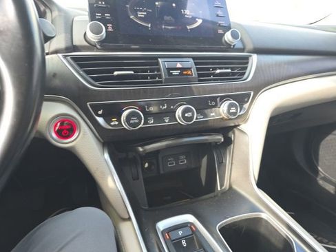 Used 2021 Honda Accord EX-L image 14