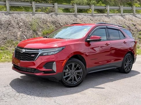 Used 2024 Chevrolet Equinox RS w/ RS Leather Package AWD/4WD image 2