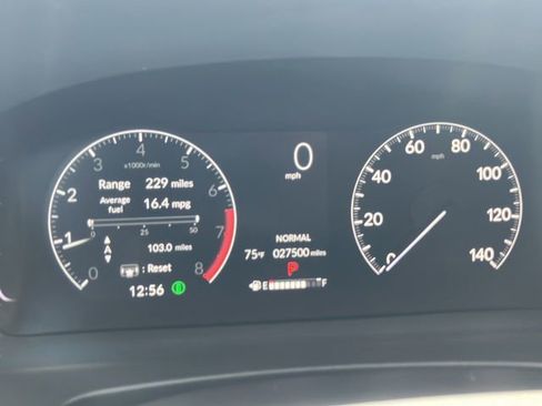 Used 2023 Honda Pilot Touring image 19