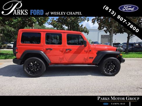 Used 2023 Jeep Wrangler Unlimited Sport w/ Sun And Sound Package AWD/4WD image 3