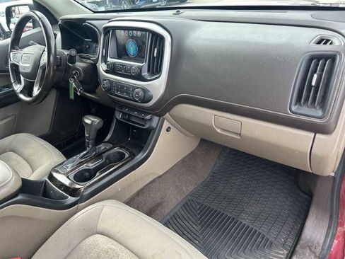 Used 2017 GMC Canyon SLE image 28