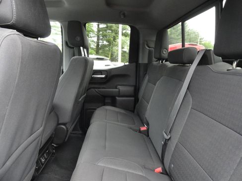 Used 2021 Chevrolet Silverado 1500 LT AWD/4WD image 19