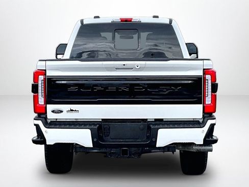 Used 2025 Ford F250 Platinum AWD/4WD image 7