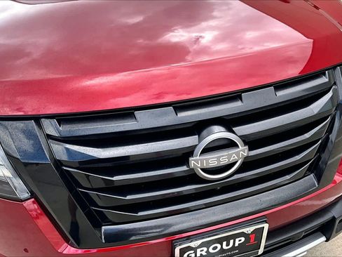 Used 2023 Nissan Pathfinder SL w/ SL Premium Package image 29