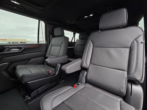 New 2026 GMC Yukon XL Denali w/ Sun & Power Step Package image 25