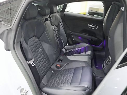 Used 2023 Audi e-tron GT Premium Plus w/ Performance Package image 30