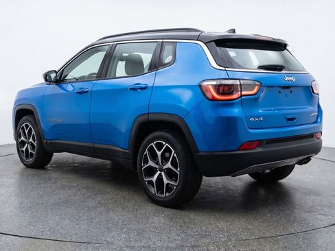 Used 2025 Jeep Compass Limited AWD/4WD image 6