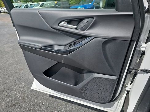 Used 2025 Chevrolet Equinox LT image 24