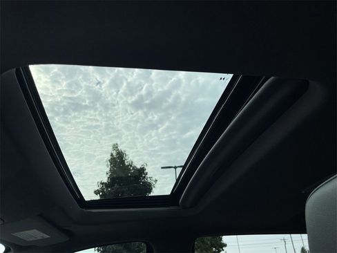 New 2026 GMC Sierra 1500 Elevation w/ Elevation Premium Package image 19