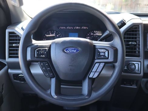 Used 2022 Ford F250 XL w/ Power Equipment Group AWD/4WD image 18
