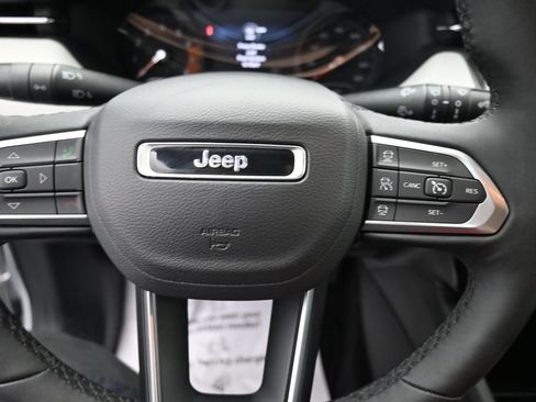 Used 2024 Jeep Compass Limited AWD/4WD image 16