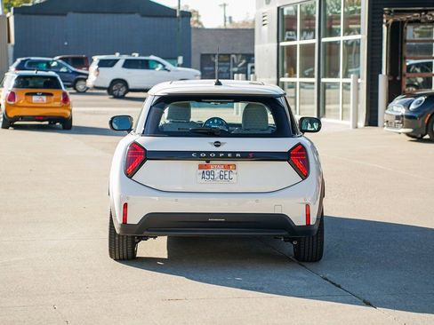 Used 2025 MINI Cooper S image 5