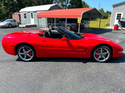 Used 2002 Chevrolet Corvette Convertible w/ Preferred Equipment Group2 image 10