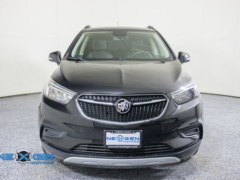 Used 2018 Buick Encore Preferred FWD image 2
